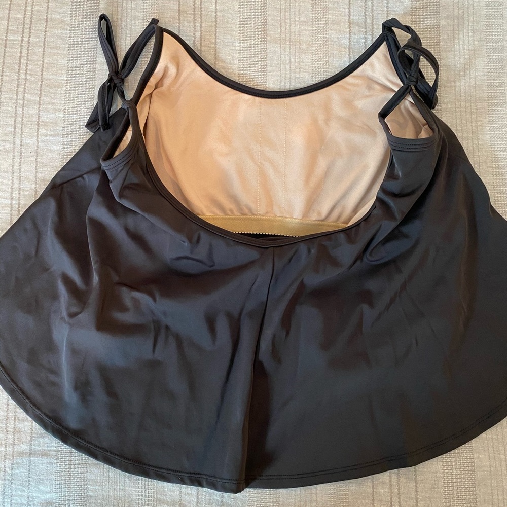 Kortni Jeane XL Black Swing Top